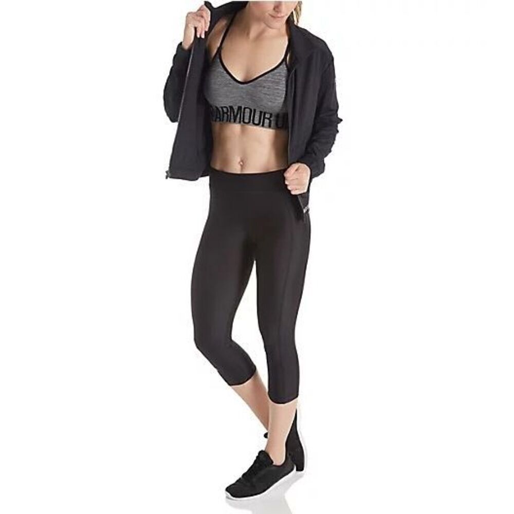 Womens Under Armour UA HeatGear Armour Black Dri-Fit Compression Capri Pants - S